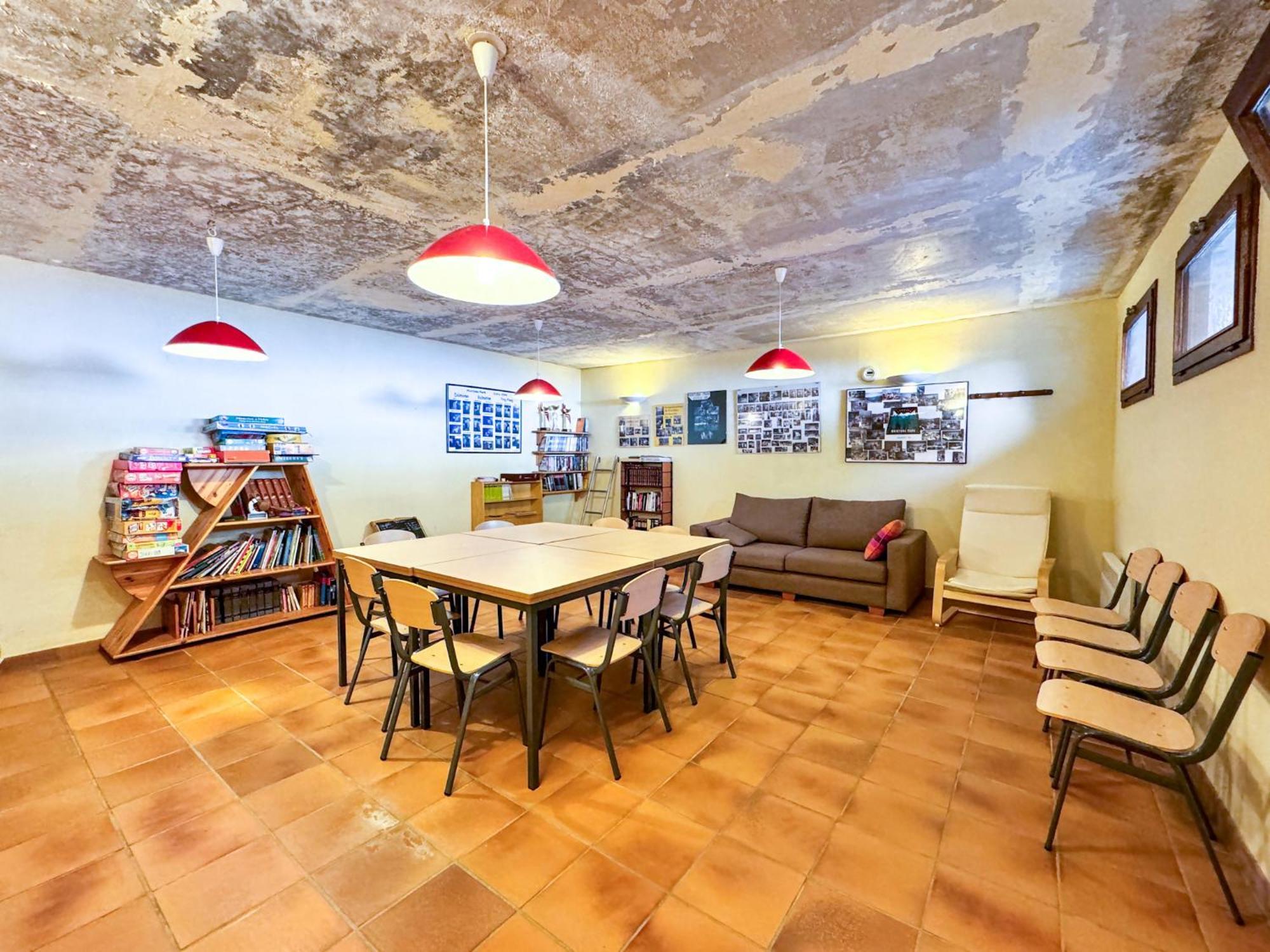 Apartamento Ideal Para Parejas En Enveitg Екстериор снимка